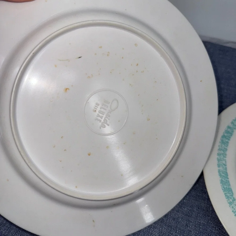 Vtg Oneida Deluxe Raggedy Ann‎ Andy Humpty Dumpty Childrens Plates Set Of Two